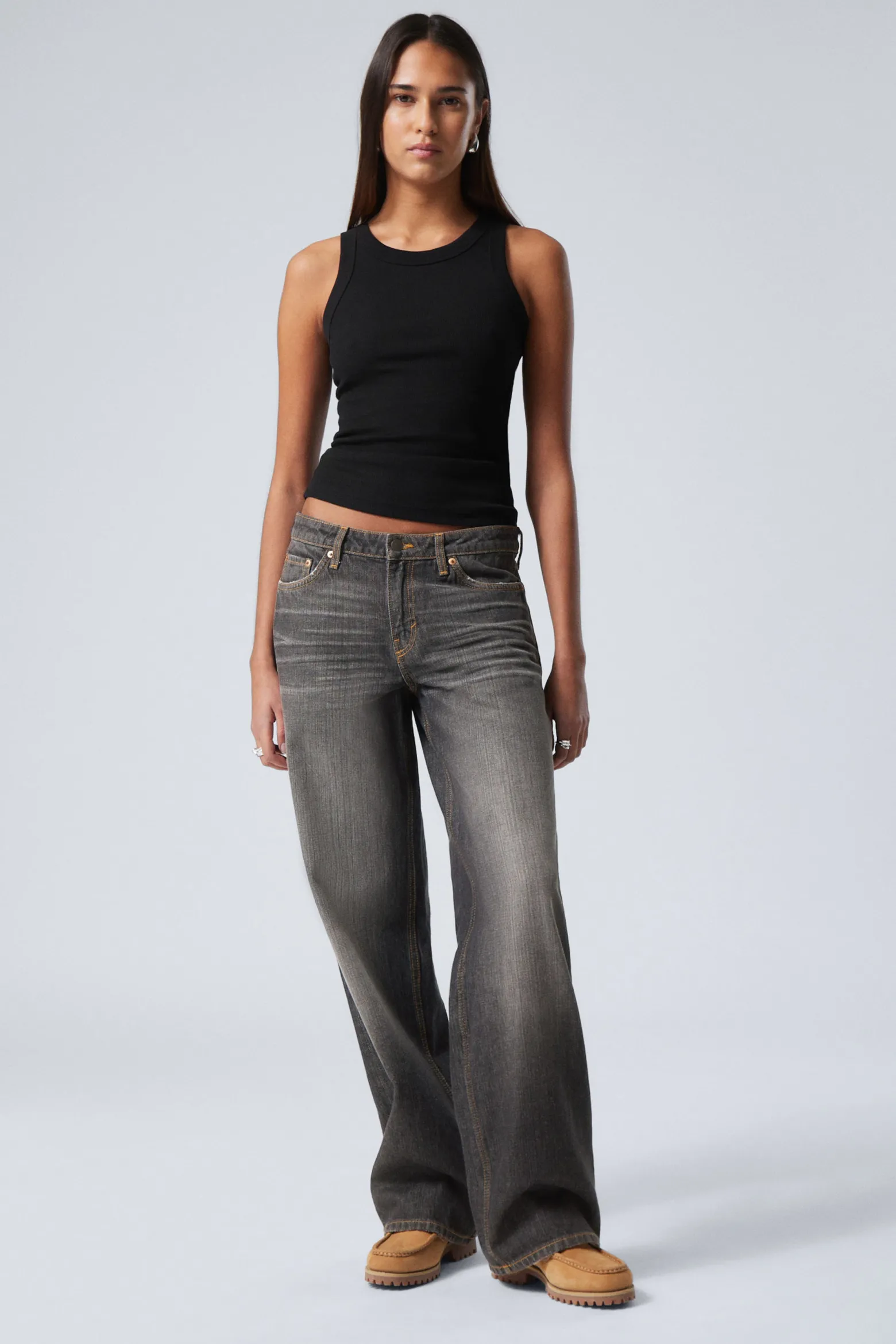AMPLE LOW WAIST LOOSE WIDE LEG JEANS|Weekday Cheap