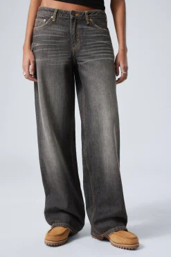 AMPLE LOW WAIST LOOSE WIDE LEG JEANS|Weekday Cheap