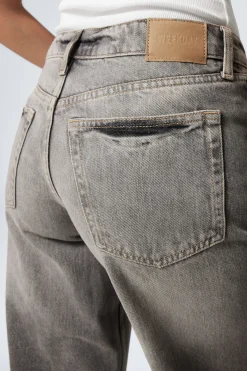 AMPLE LOW WAIST LOOSE WIDE LEG JEANS|Weekday Clearance