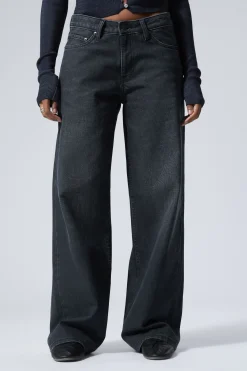 AMPLE LOW WAIST LOOSE WIDE LEG JEANS|Weekday Sale