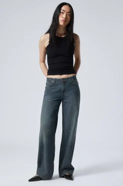 AMPLE LOW WAIST LOOSE WIDE LEG JEANS|Weekday Shop