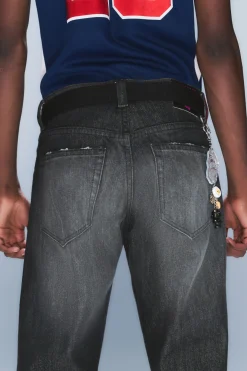 ANTI – UNISEX-JEANS MIT NIEDRIGEM BUND|Weekday Flash Sale