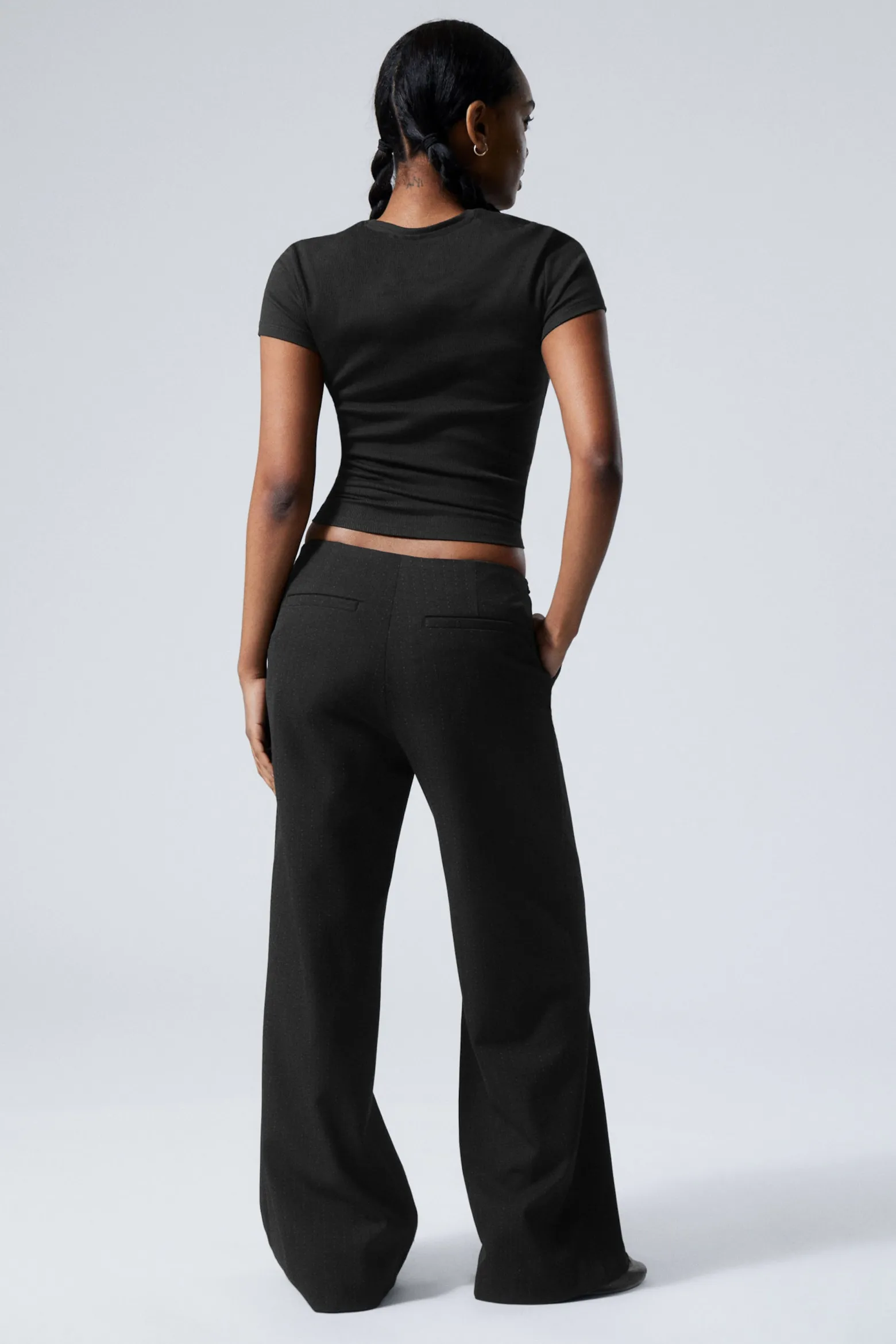 ANZUGHOSE MIT ABGESCHNITTENEM BUND|Weekday Sale