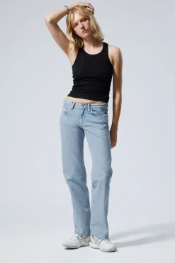ARROW LOW WAIST REGULAR STRAIGHT LEG JEANS|Weekday Clearance
