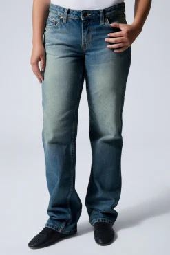 ARROW LOW WAIST REGULAR STRAIGHT LEG JEANS|Weekday New