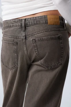ARROW LOW WAIST REGULAR STRAIGHT LEG JEANS|Weekday Clearance