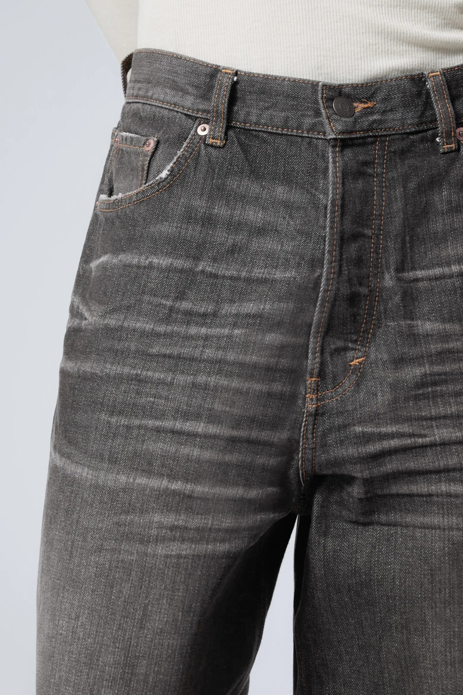ASTRO LOOSE BAGGY LEG JEANS|Weekday Clearance