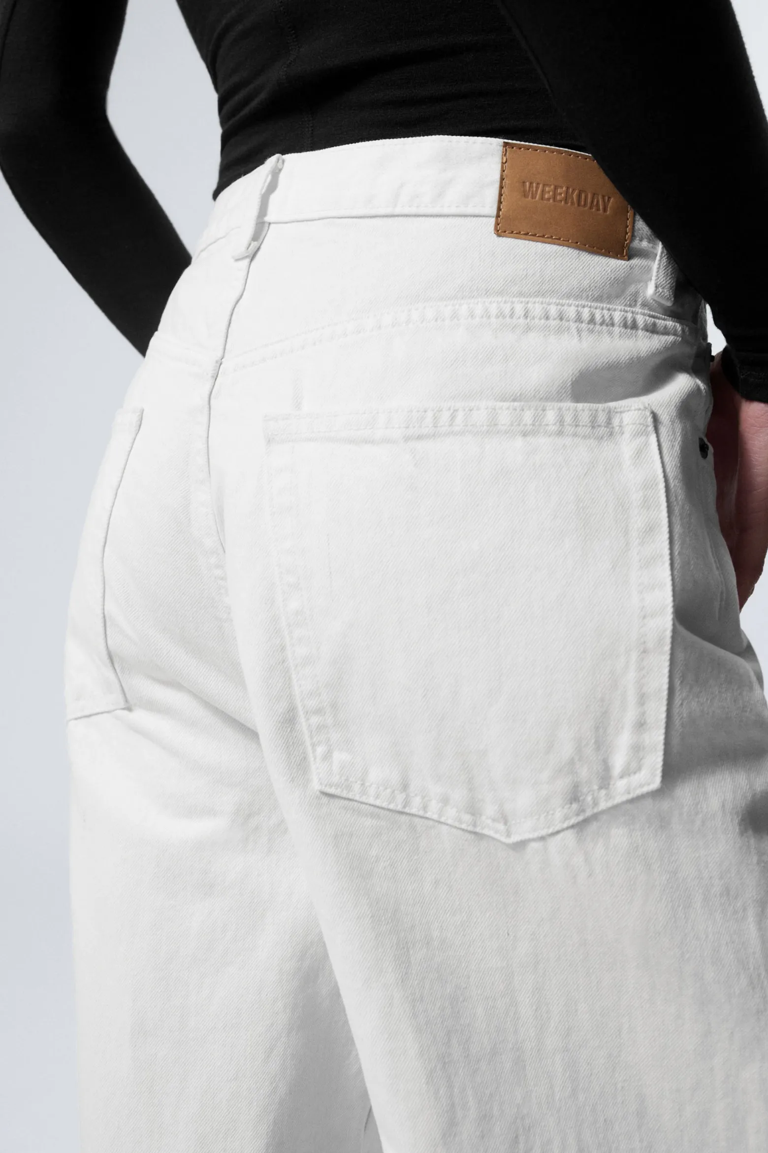 ASTRO LOOSE BAGGY LEG JEANS|Weekday Best