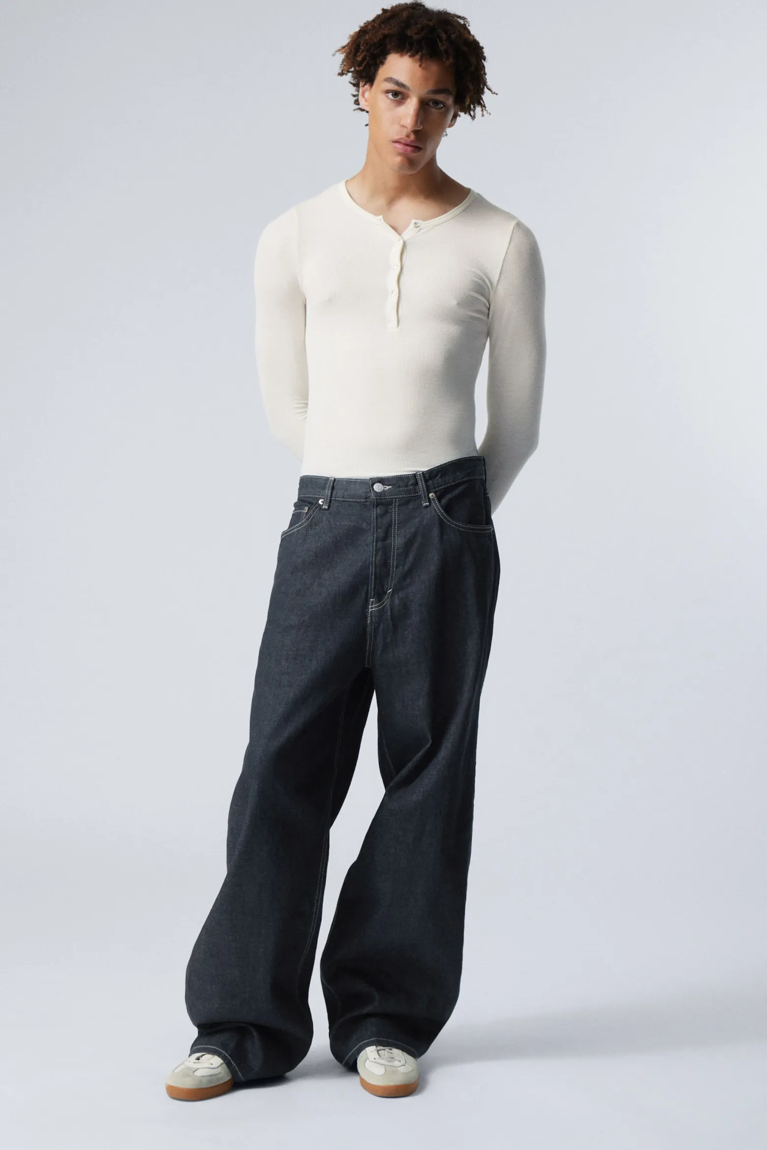 ASTRO LOOSE BAGGY LEG JEANS|Weekday Fashion