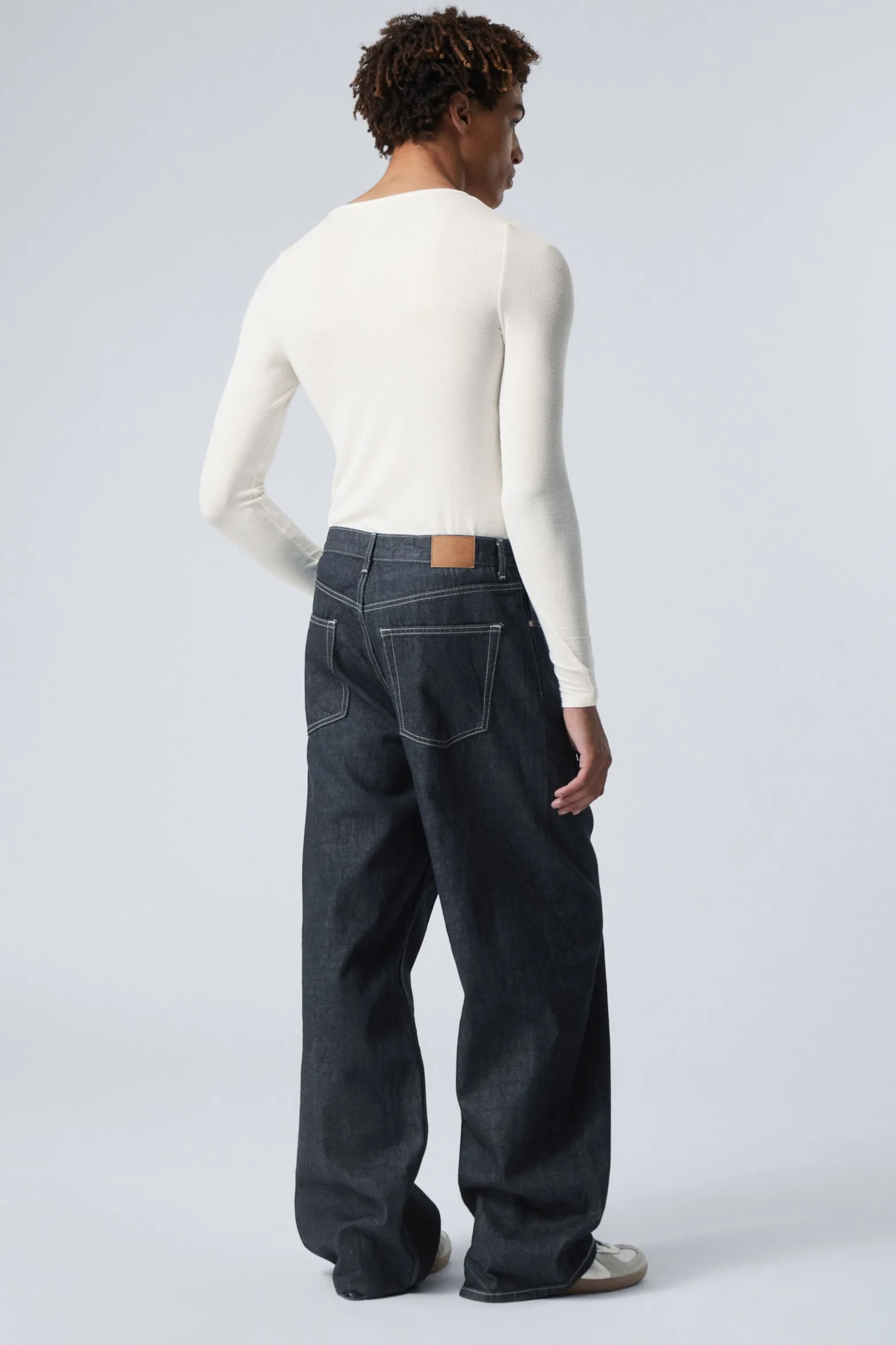 ASTRO LOOSE BAGGY LEG JEANS|Weekday Fashion