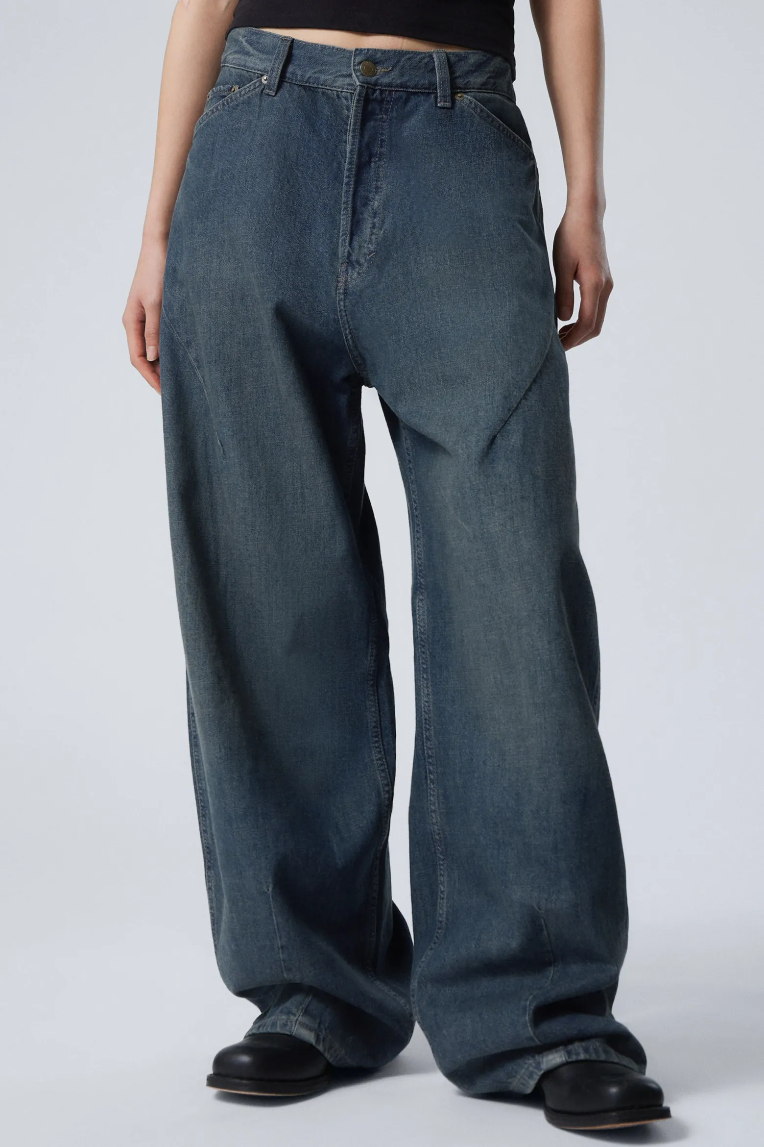 ASTRO SHAPE – BAGGY-JEANS|Weekday Hot