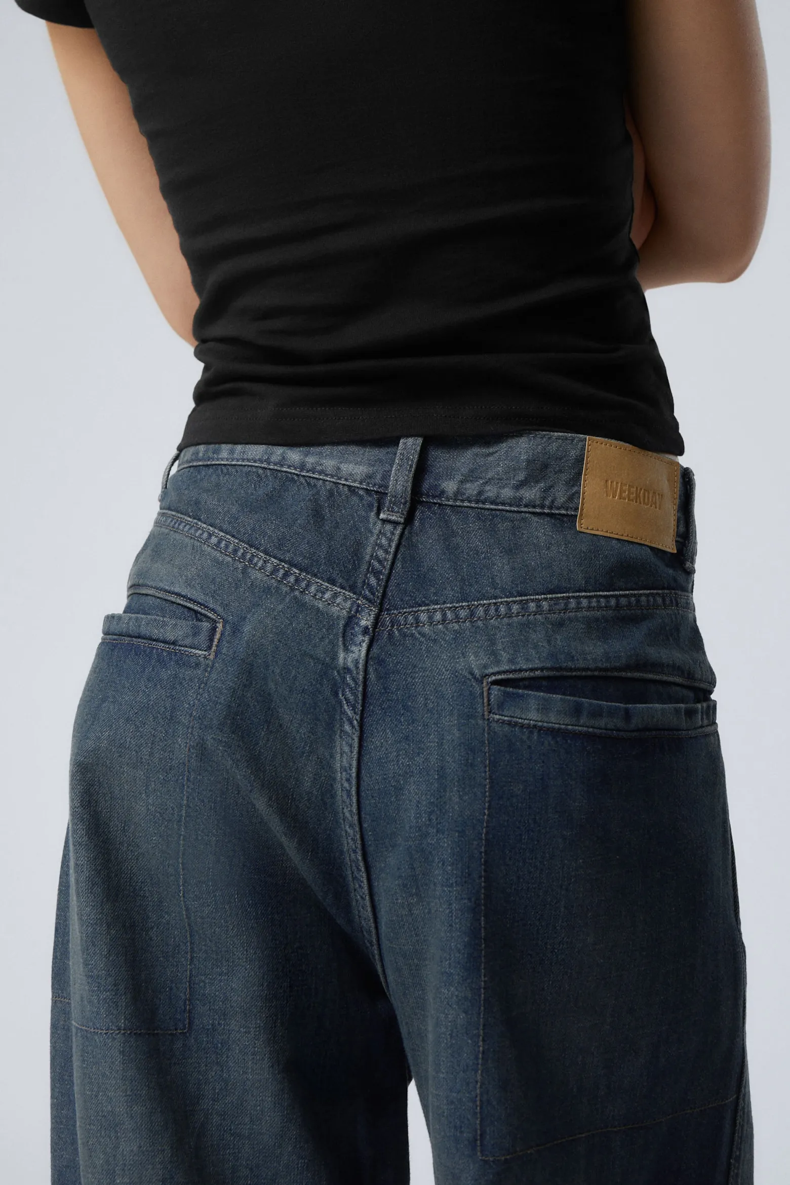 ASTRO SHAPE – BAGGY-JEANS|Weekday Hot