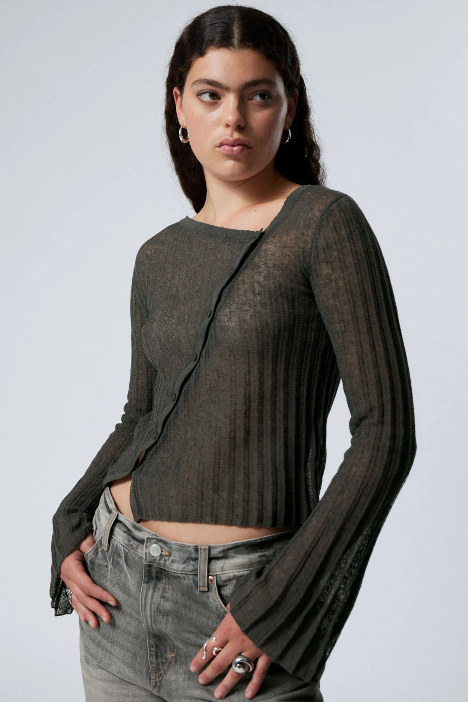 ASYMMETRISCHER CARDIGAN AUS LEINENMISCHUNG|Weekday Online