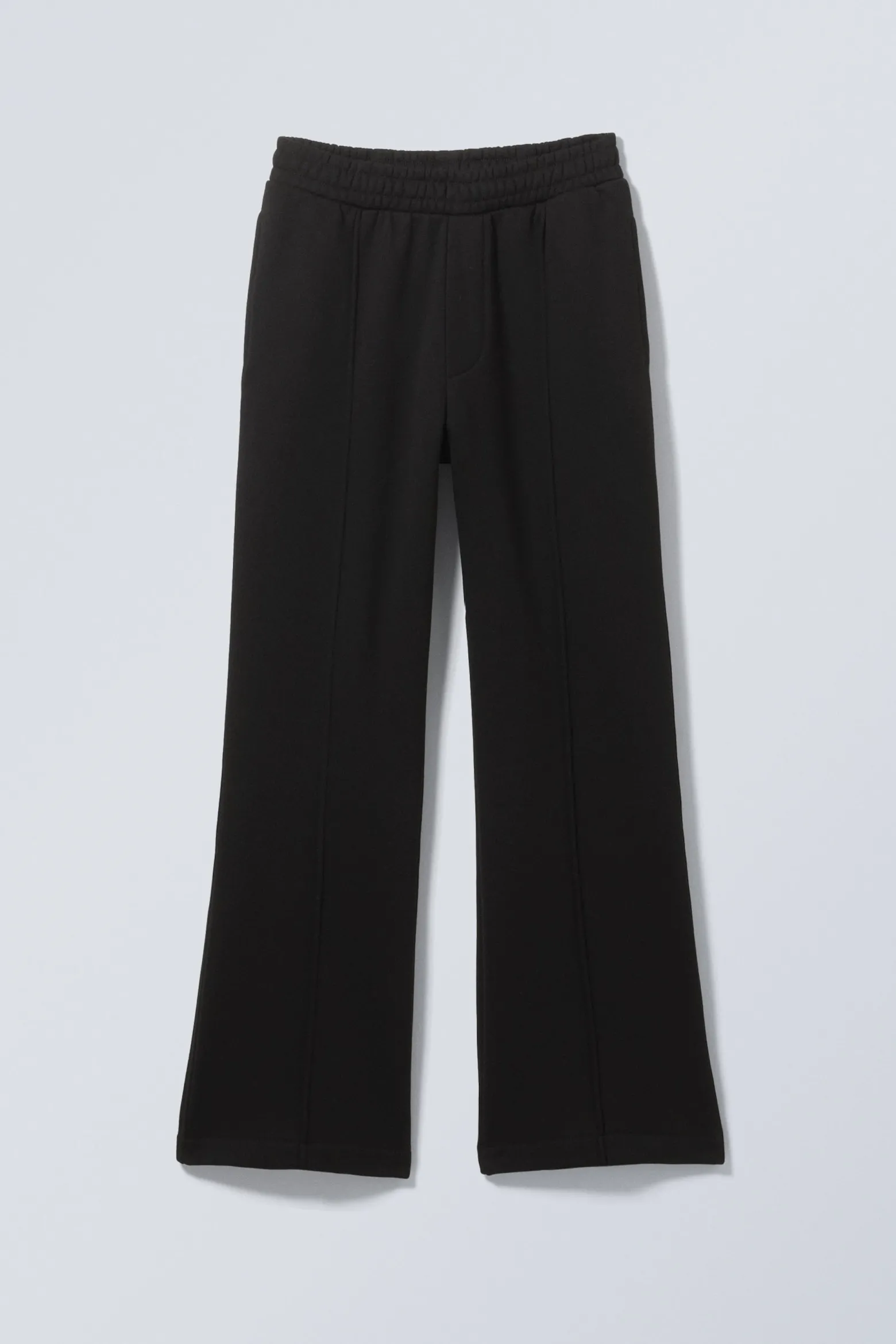 AUSGESTELLTE, LOCKER SITZENDE SWEATPANTS|Weekday Cheap