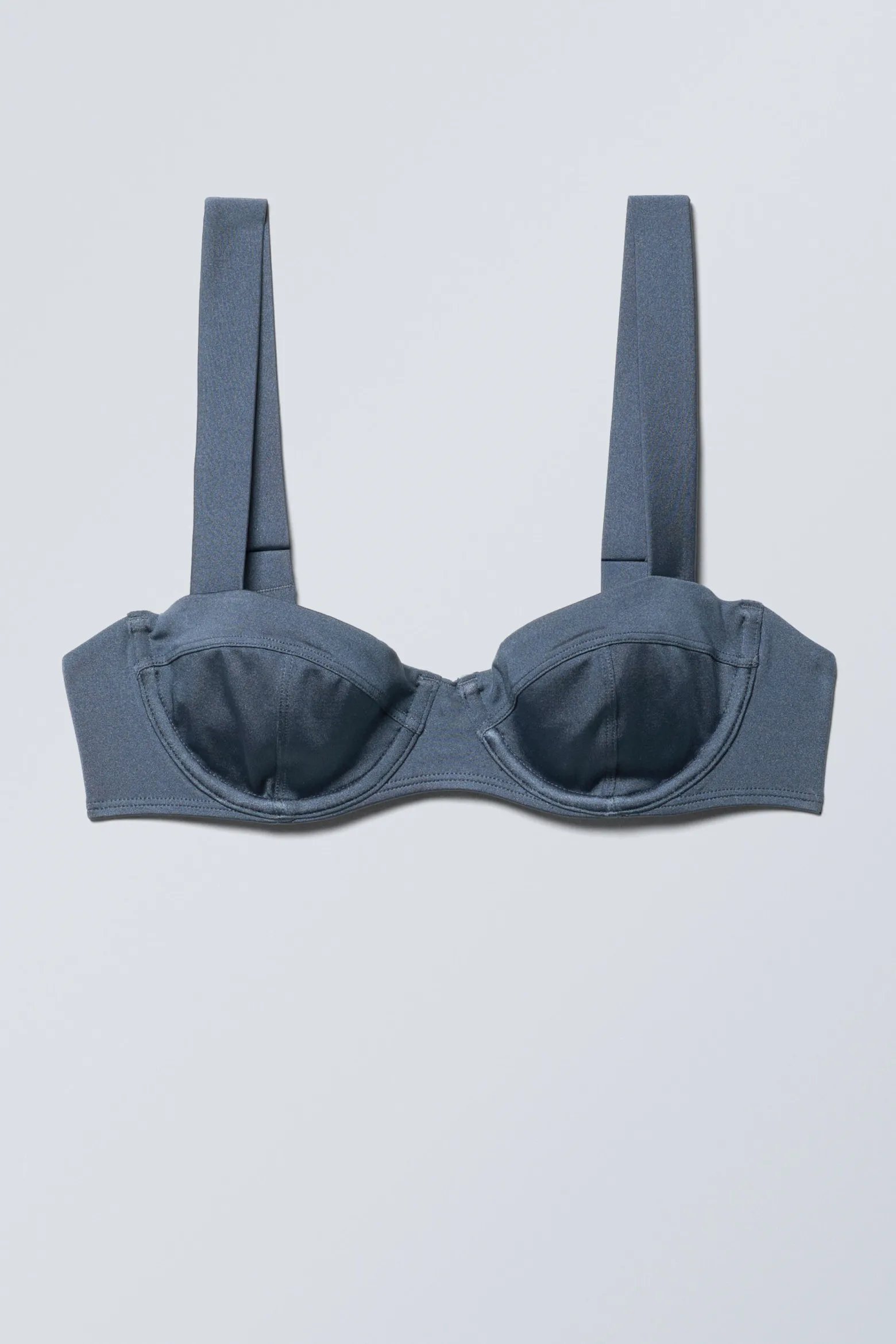 BÜGEL-BIKINIOBERTEIL|Weekday Flash Sale