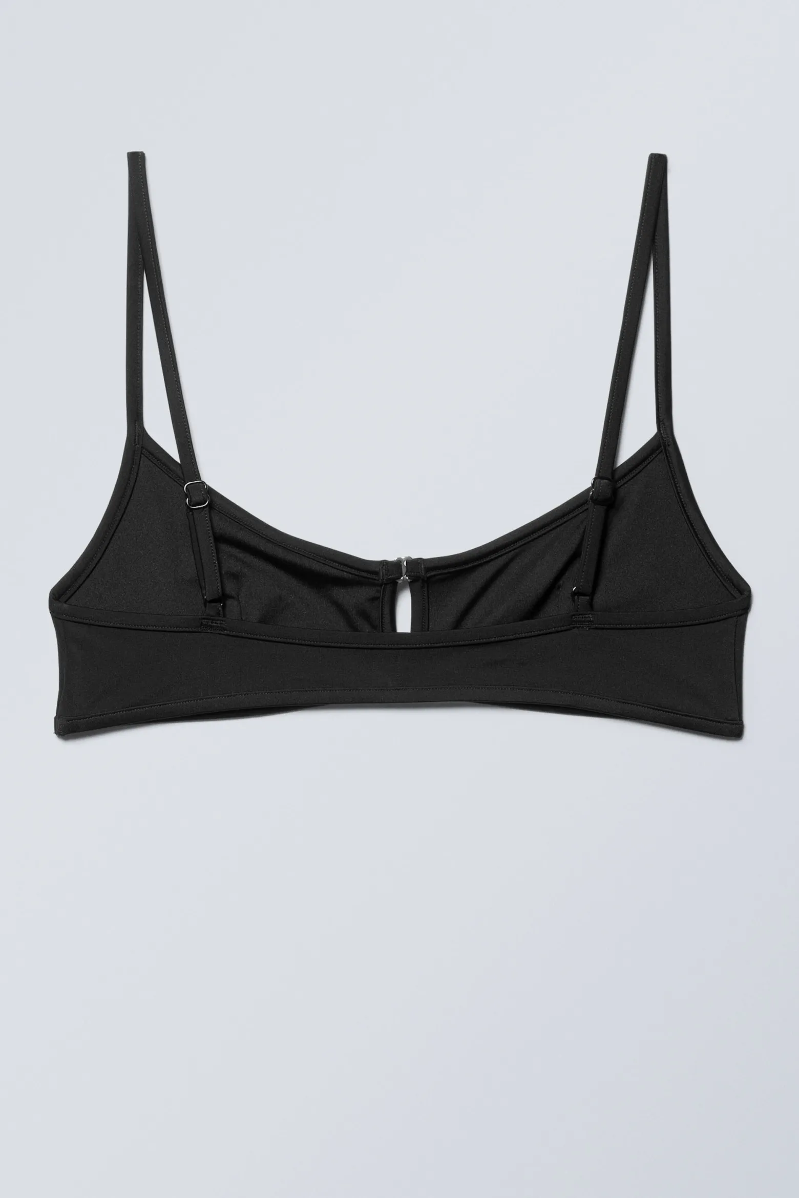 BIKINIOBERTEIL MIT VORDEREM SCHNALLENVERSCHLUSS|Weekday Cheap