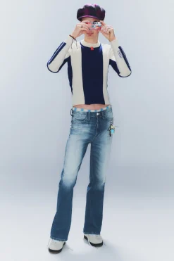 BOO BOOTLEG – BOOTCUT-JEANS MIT NIEDRIGER TAILLE|Weekday Shop
