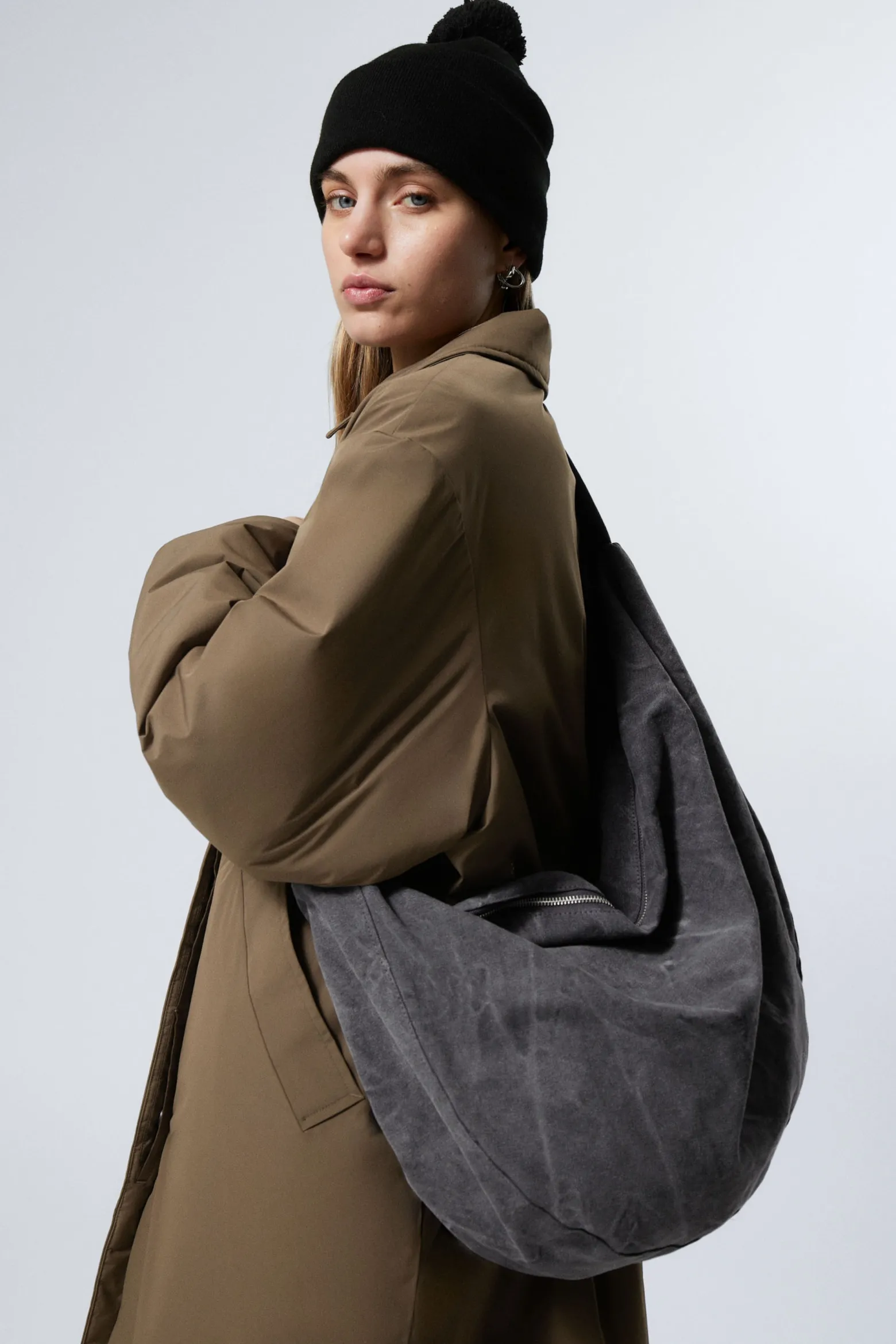 CROSSBODY-BAG AUS GEWASCHENER BAUMWOLLE|Weekday New