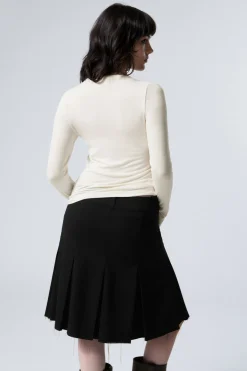 DÜNNES, GERIPPTES LONGSLEEVE|Weekday Shop