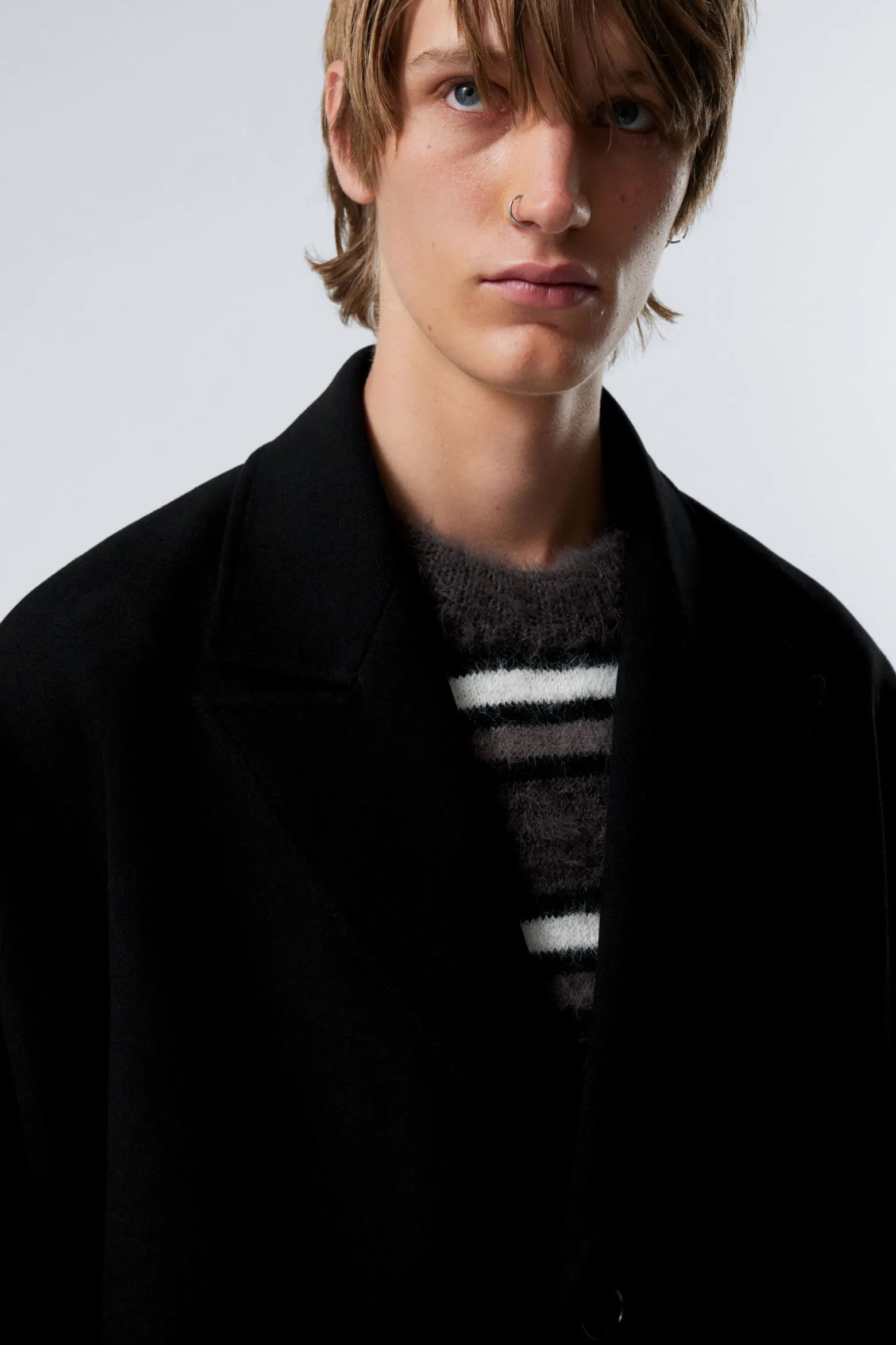 EINREIHIGER MANTEL AUS EINER WOLLMISCHUNG|Weekday New
