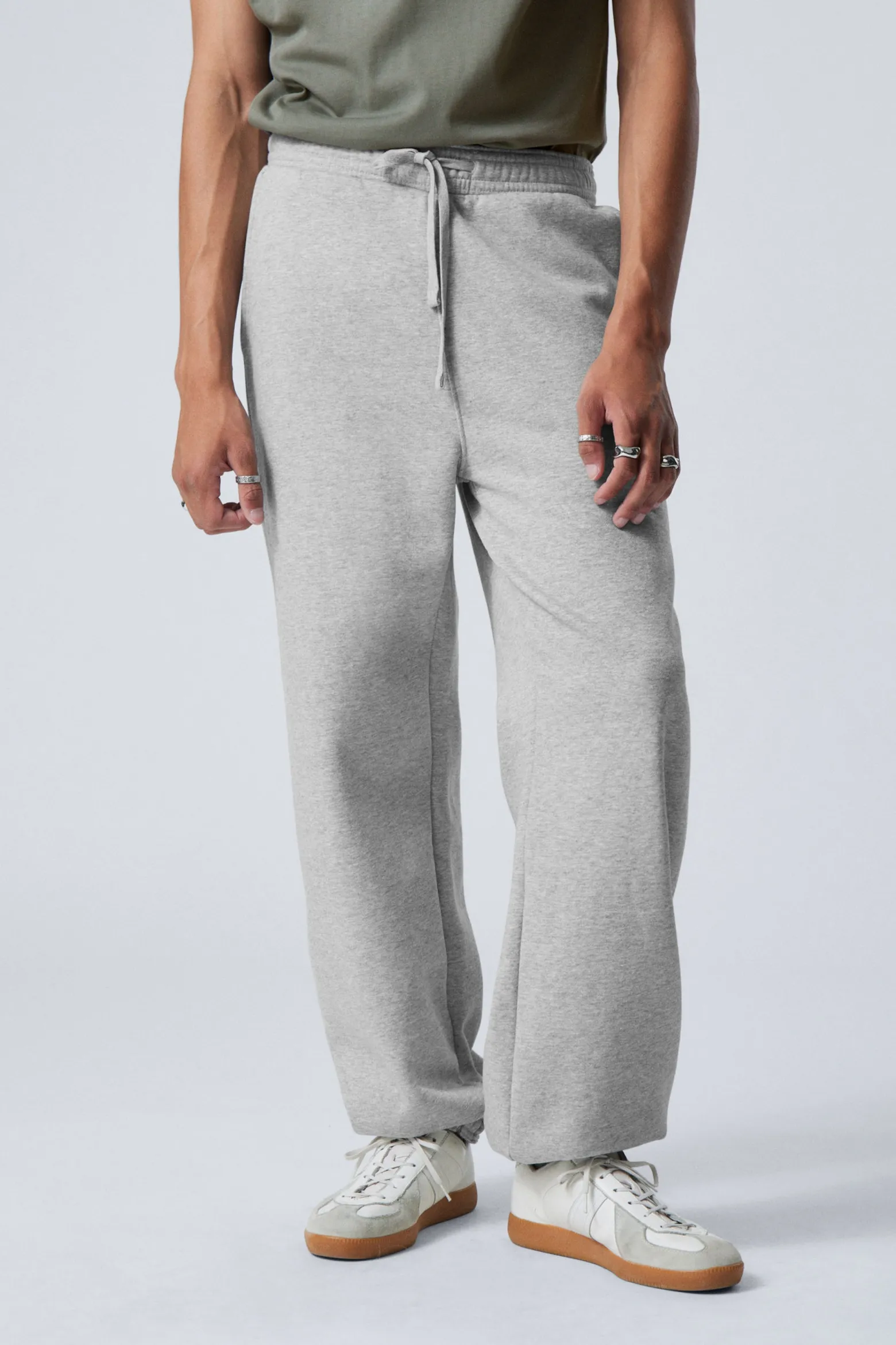 ENTSPANNTE HEAVYWEIGHT-JOGGINGHOSE|Weekday Store