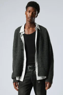 ENTSPANNTE STRICKJACKE AUS EINER WOLLMISCHUNG|Weekday New