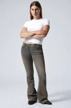 FLAME LOW WAIST SLIM FLARED LEG JEANS|Weekday Store