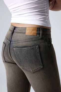 FLAME LOW WAIST SLIM FLARED LEG JEANS|Weekday Store