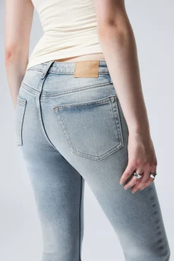 FLAME LOW WAIST SLIM FLARED LEG JEANS|Weekday Discount