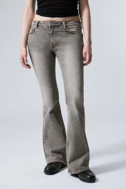 FLAME LOW WAIST SLIM FLARED LEG JEANS|Weekday Best