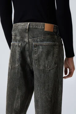 GALAXY – LOCKERE JEANS MIT GERADEM BEIN|Weekday Shop