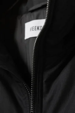 GEFÜTTERTE DAUNENJACKE MIT KAPUZE|Weekday Outlet