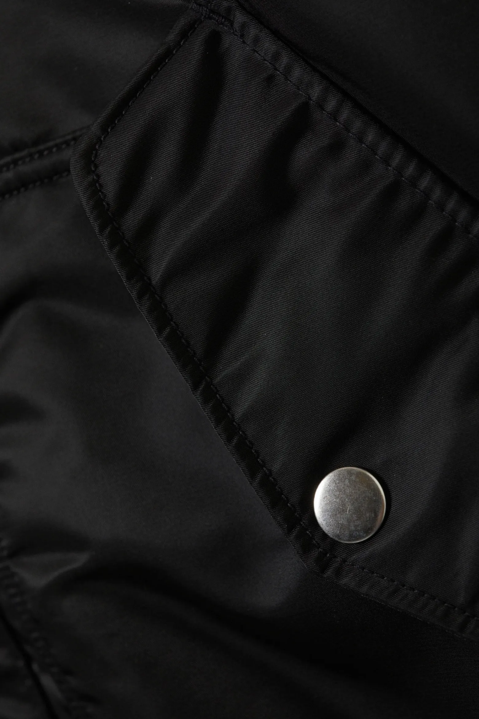 GEFÜTTERTE PARKA-JACKE AUS NYLON|Weekday Cheap