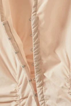 GERAFFTES POPELINE-HEMD MIT V-AUSSCHNITT|Weekday New