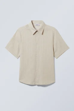 GESTREIFTES KURZARMHEMD AUS LEINENMISCHUNG|Weekday Shop