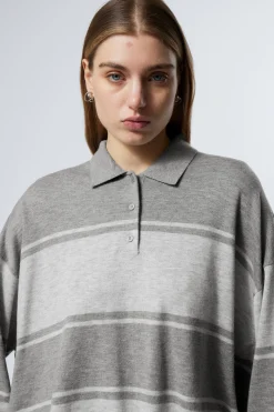 GESTRICKTER PIQUÉ-PULLOVER MIT LOCKERER PASSFORM|Weekday Cheap