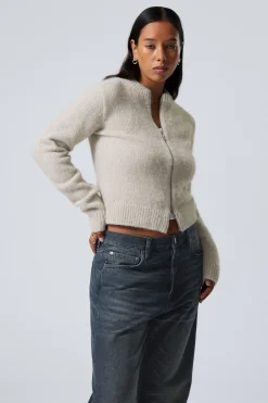 GESTRICKTER ZIP-CARDIGAN MIT SCHMALER PASSFORM|Weekday Online
