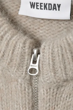 GESTRICKTER ZIP-CARDIGAN MIT SCHMALER PASSFORM|Weekday Online