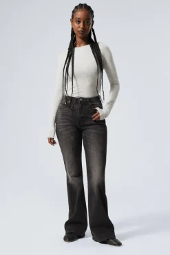 GLOW CURVE HIGH WAISTED REGULAR FLARED LEG JEANS|Weekday Online
