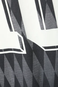 GRAPHIC-LONGSLEEVE MIT LOCKERER PASSFORM|Weekday Sale