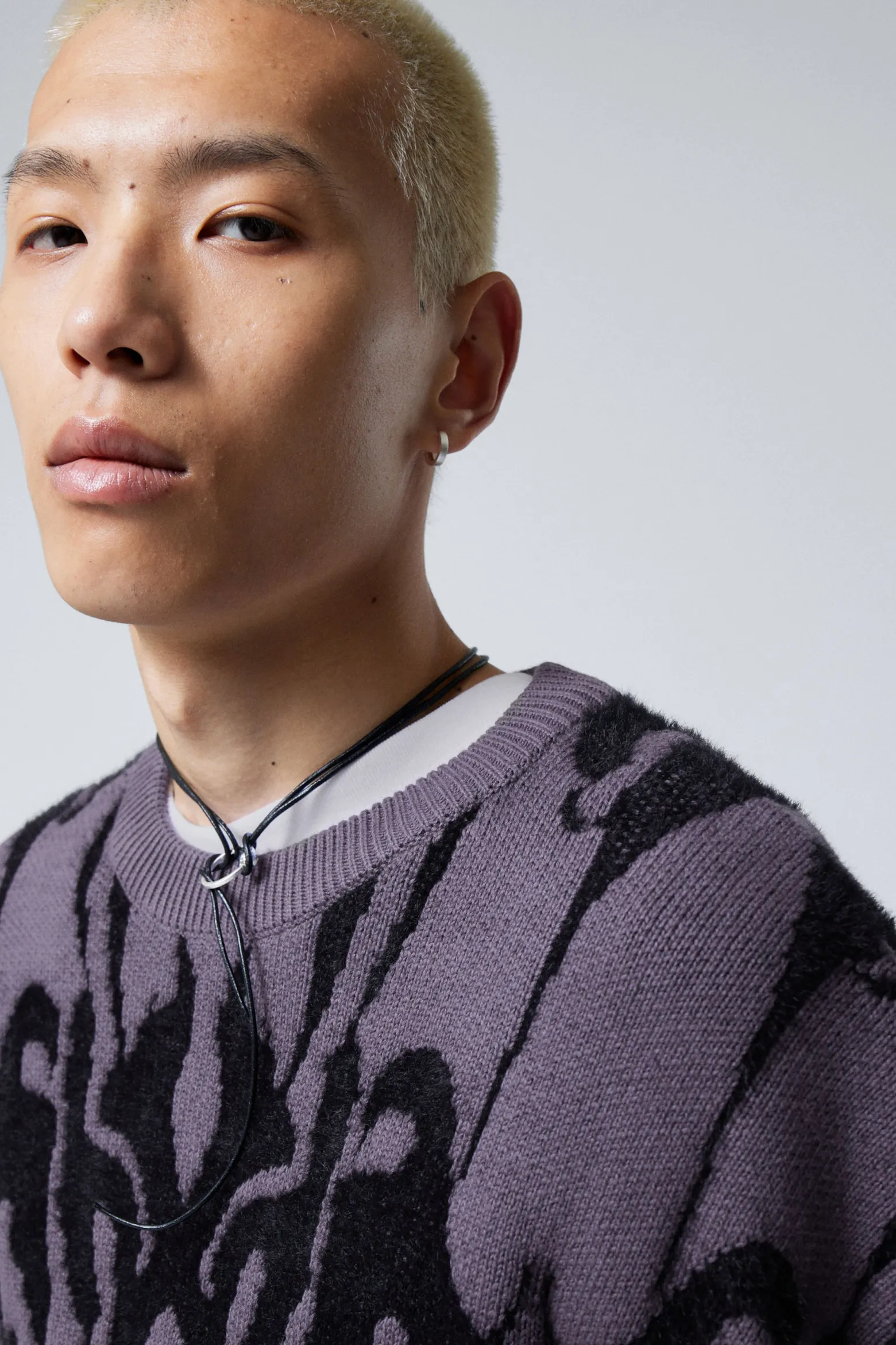 GRAPHIC-STRICKPULLOVER IN OVERSIZED-PASSFORM|Weekday Cheap