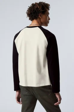 GROSSARTIGES BOXY-LONGSLEEVE MIT RAGLANÄRMELN|Weekday New