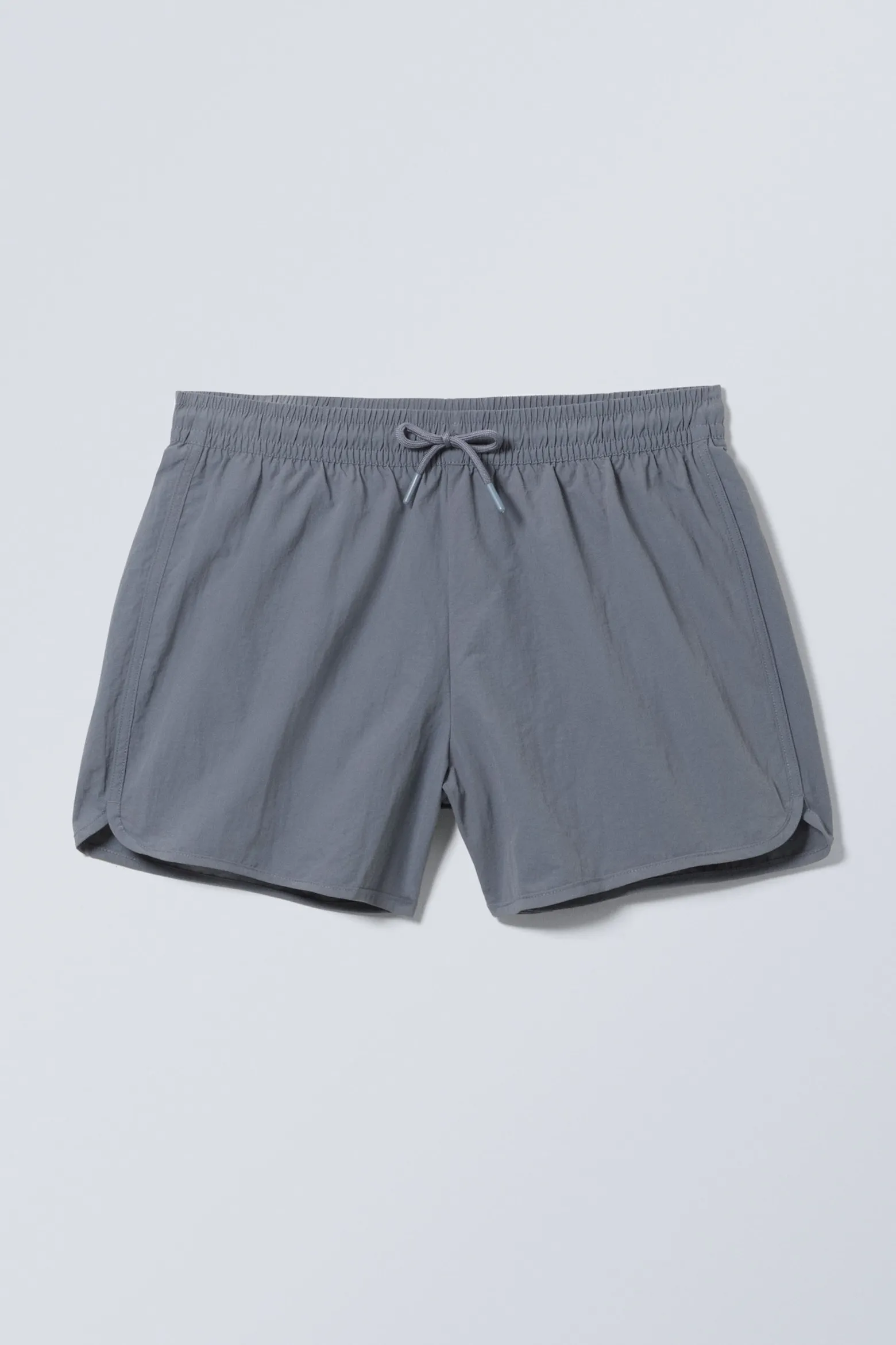 HELLBRAUNE BADESHORTS TAN MIT STRUKTURMUSTER|Weekday Outlet