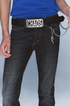 ISSUE –TAPERED JEANS MIT NIEDRIGER TAILLE|Weekday Shop