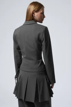 KURZER ZIP-BLAZER|Weekday Fashion
