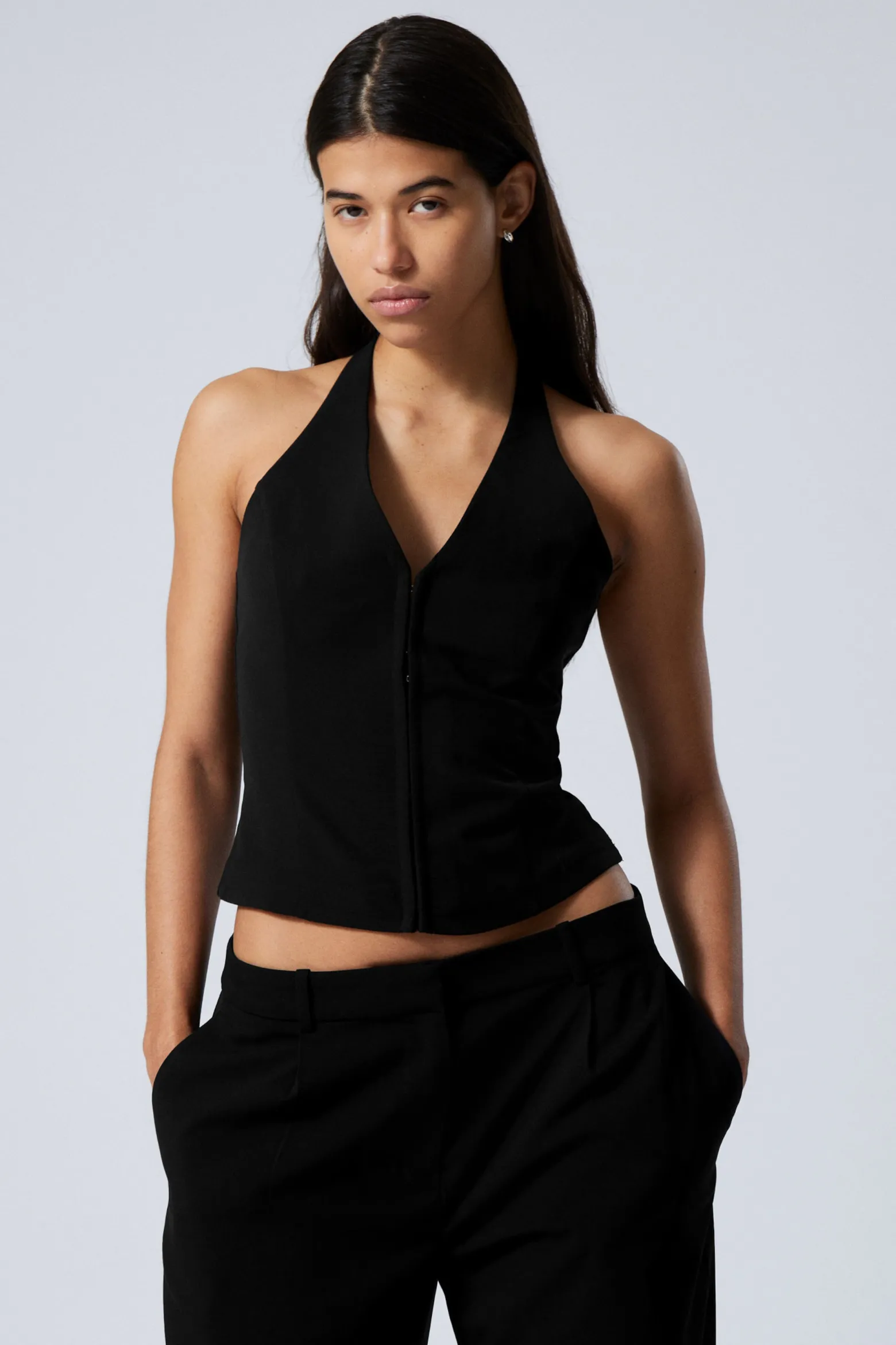 KURZES NECKHOLDER-TOP|Weekday New