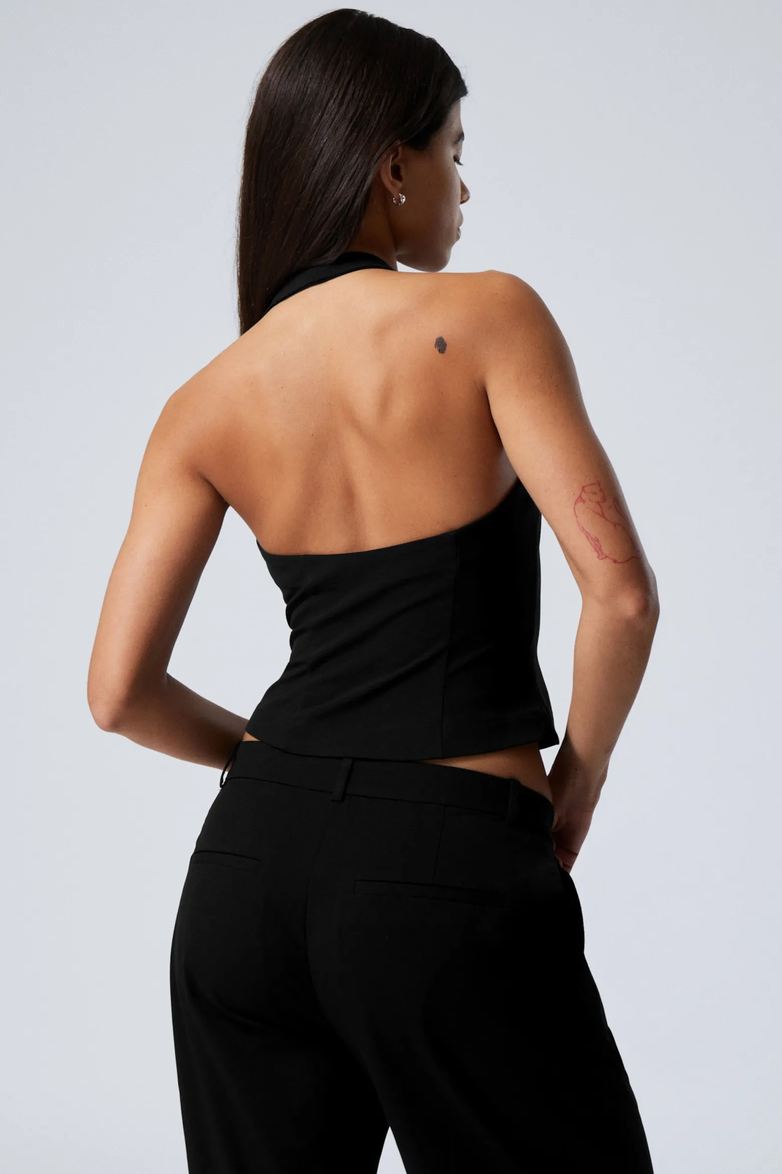 KURZES NECKHOLDER-TOP|Weekday New