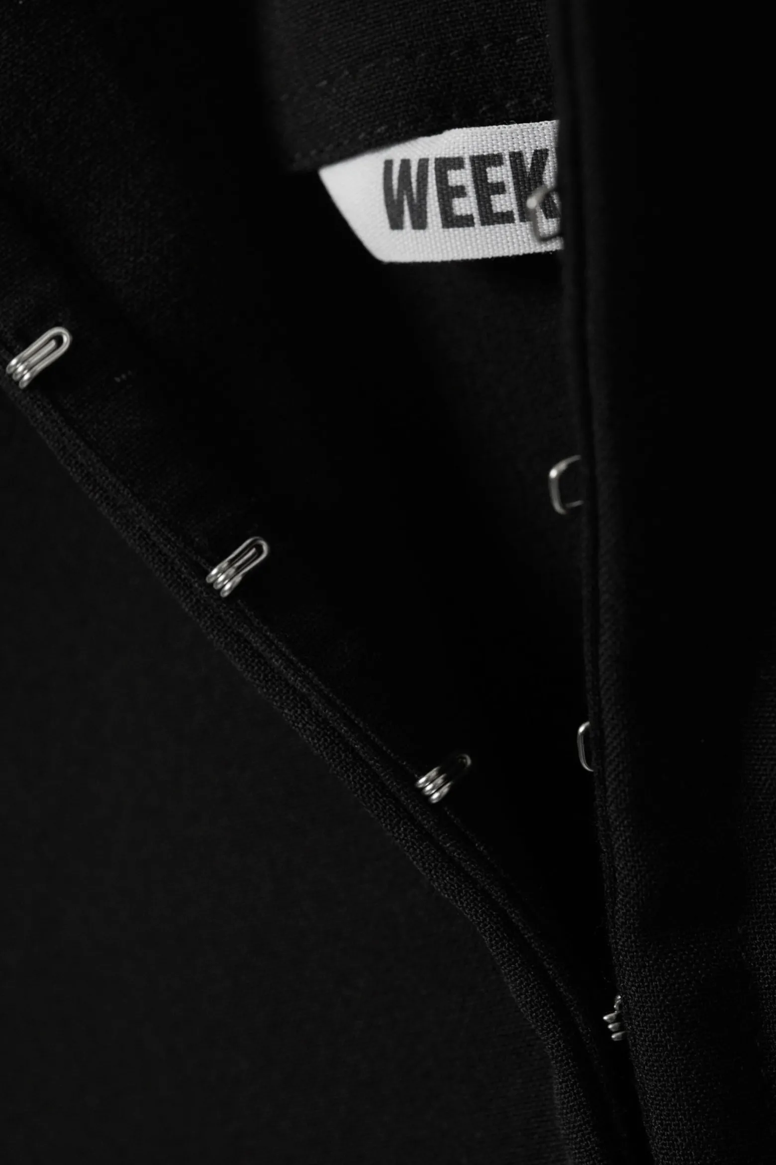 KURZES NECKHOLDER-TOP|Weekday New