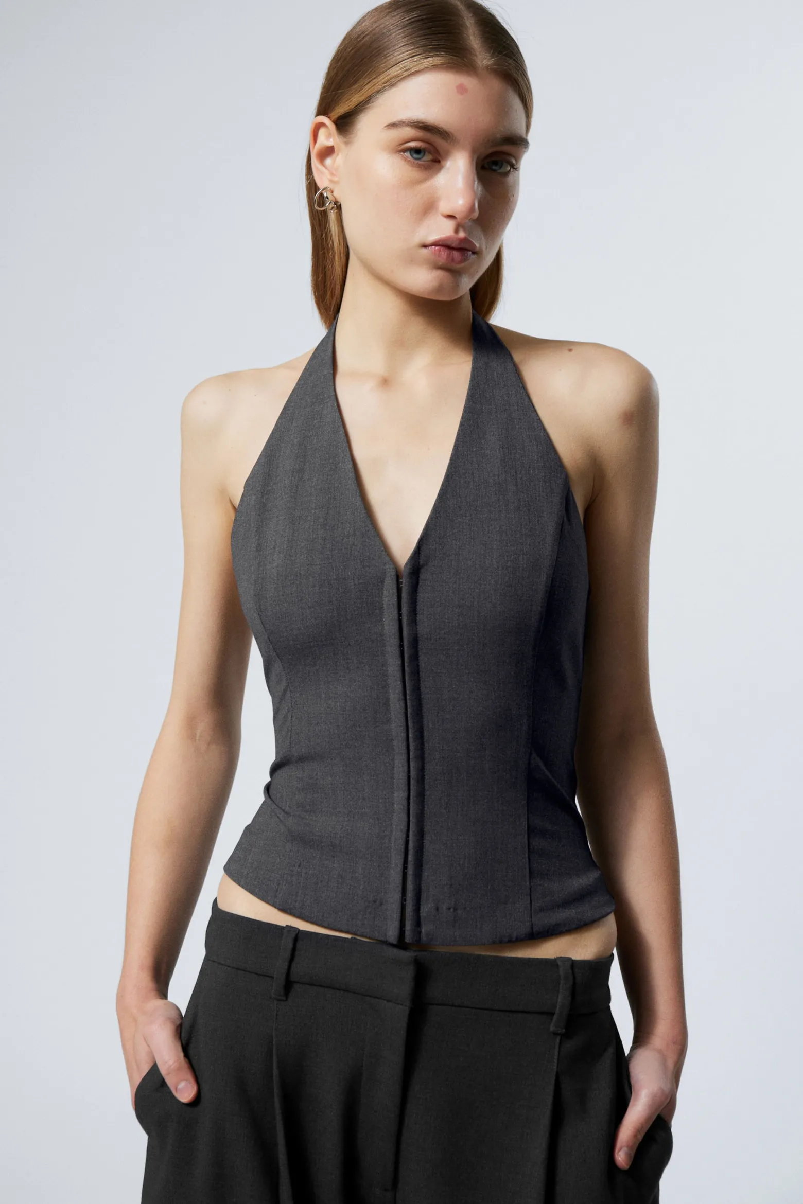 KURZES NECKHOLDER-TOP|Weekday Hot