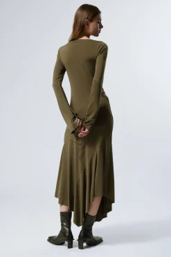 LANGÄRMELIGES, ASYMMETRISCHES DRAPÉ-KLEID|Weekday Best